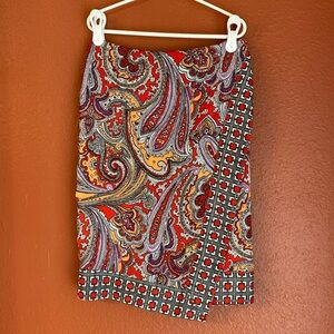 Size 4 - NY & Co - Split skirt lined.